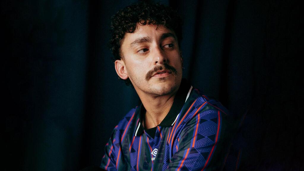 %100 Müzik Sunar: Antony Szmierek