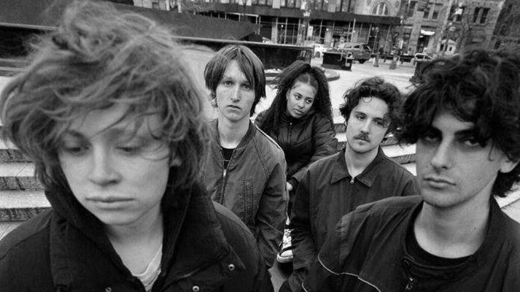 %100 Müzik Sunar: Been Stellar,Öncesi Yangın