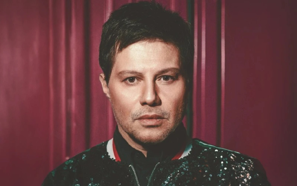 %100 Müzik Sunar:Mirkelam