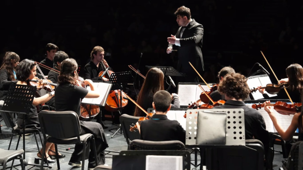 Adalar Çocuk ve Gençlik Orkestrası