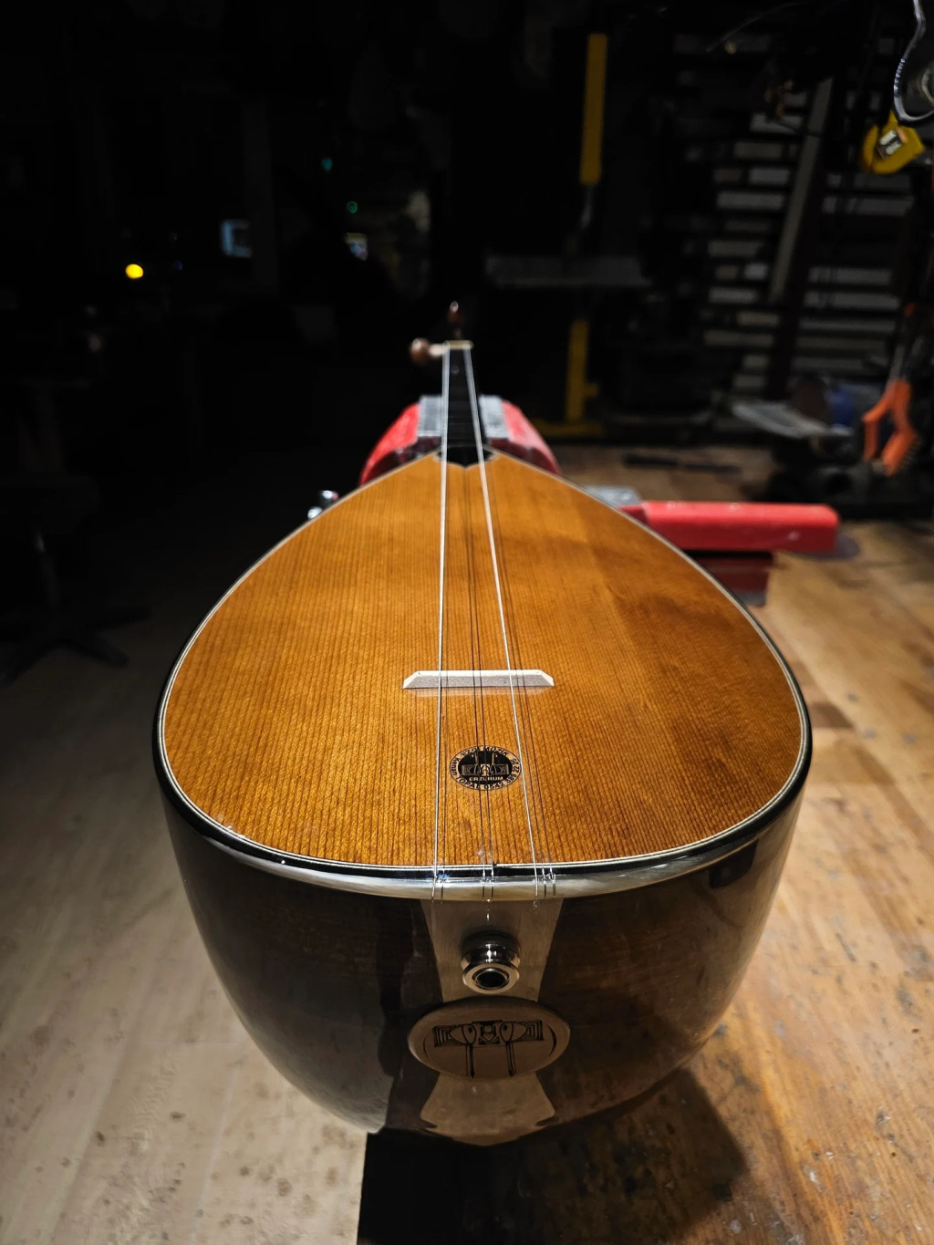 Bağlama Yapım Atölyesi