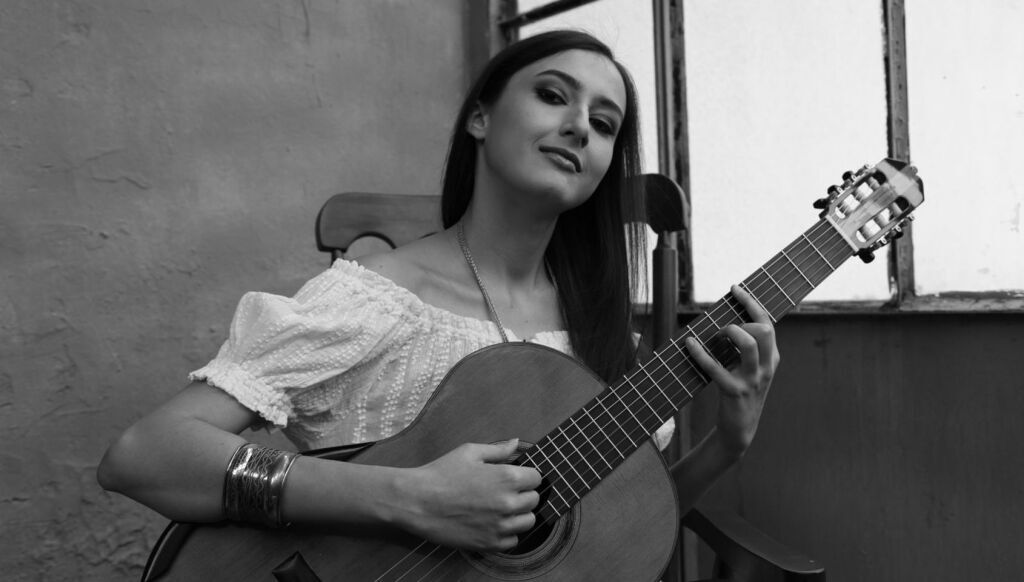 Begül Erhan Gitar Resitali