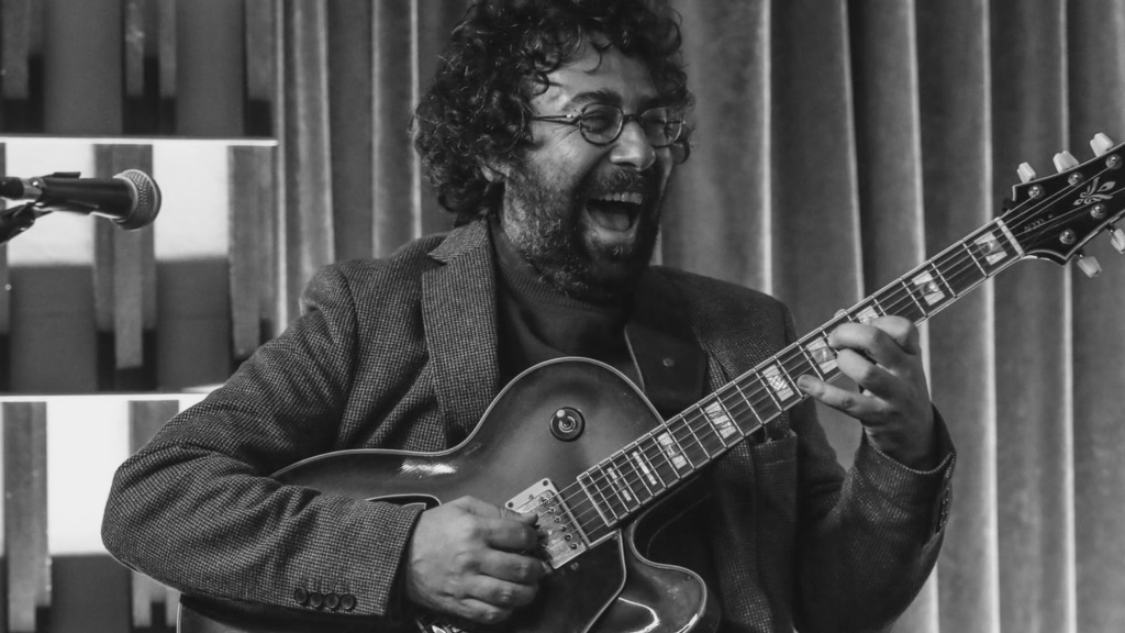 Bora Çeliker Quartet - Güz Şarkıları Sonbaharın Bütün Renkleri Cazın İçinde