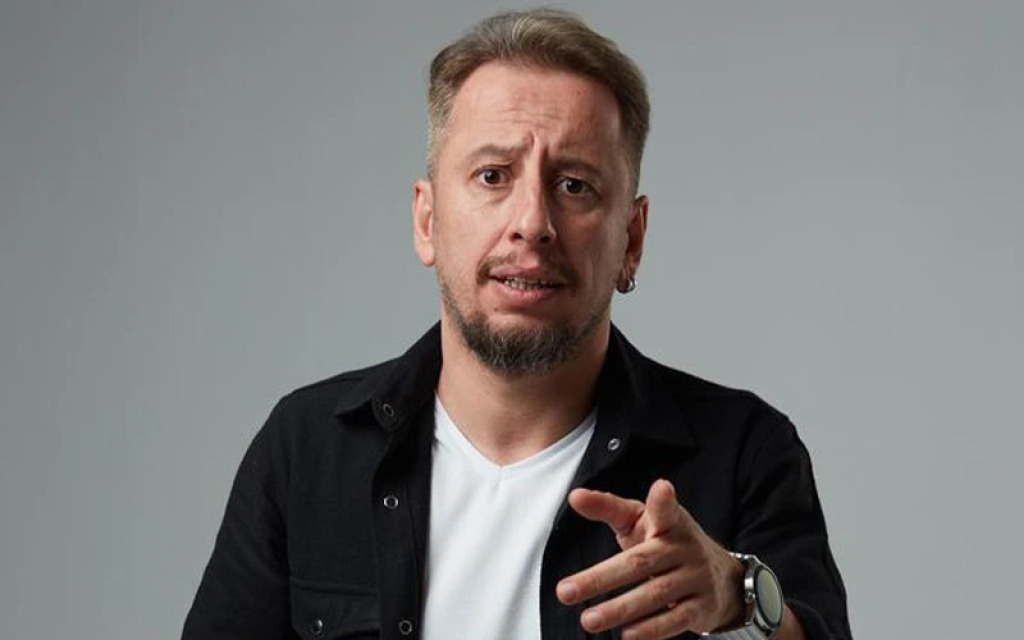 Cem İşçiler-Stand Up