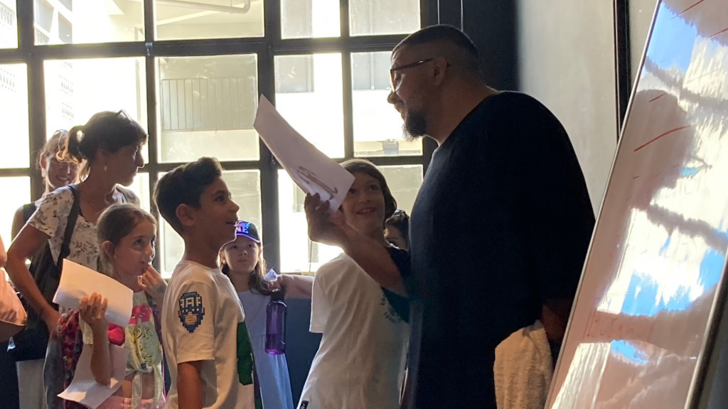 Çocuk Atölyesi: Fuat Ergin Rap Atölyesi (12-15 Yaş veya 15-18 Yaş)