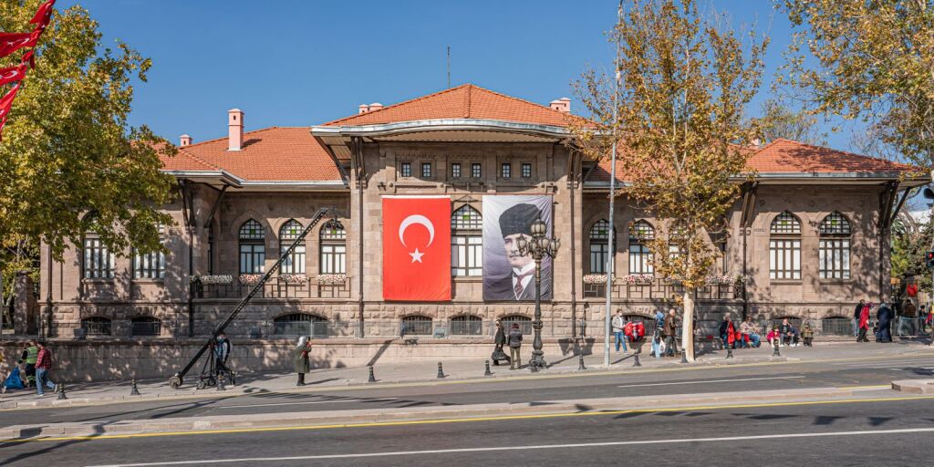 Cumhuriyet Yapıları Turu