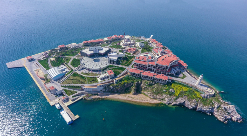 Demokrasi ve Özgürlükler Adası - Şubat