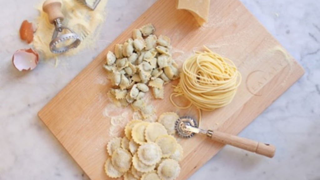 Ev Yapımı Taze Makarna