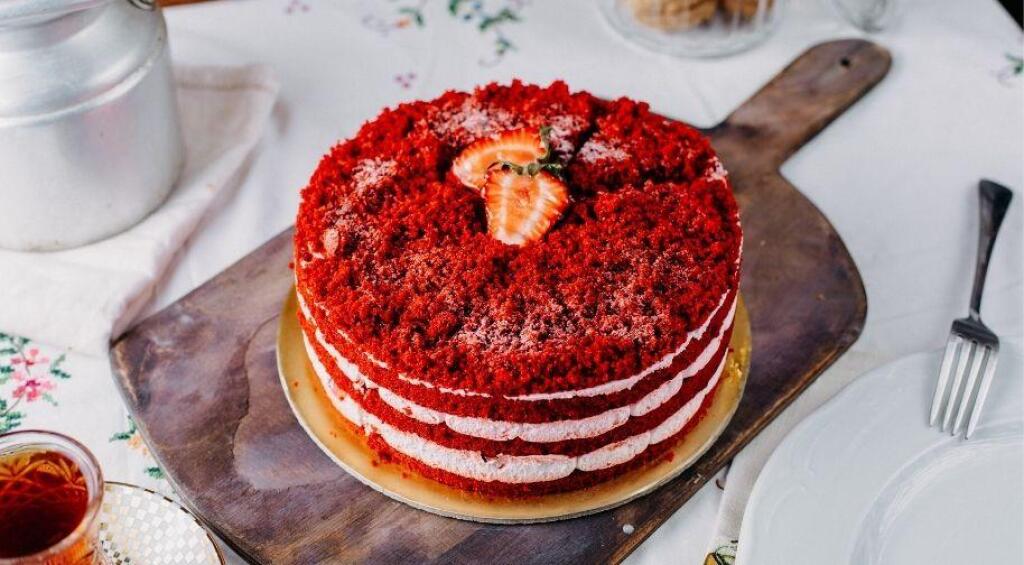 Frosting Dolgulu Red Velvet