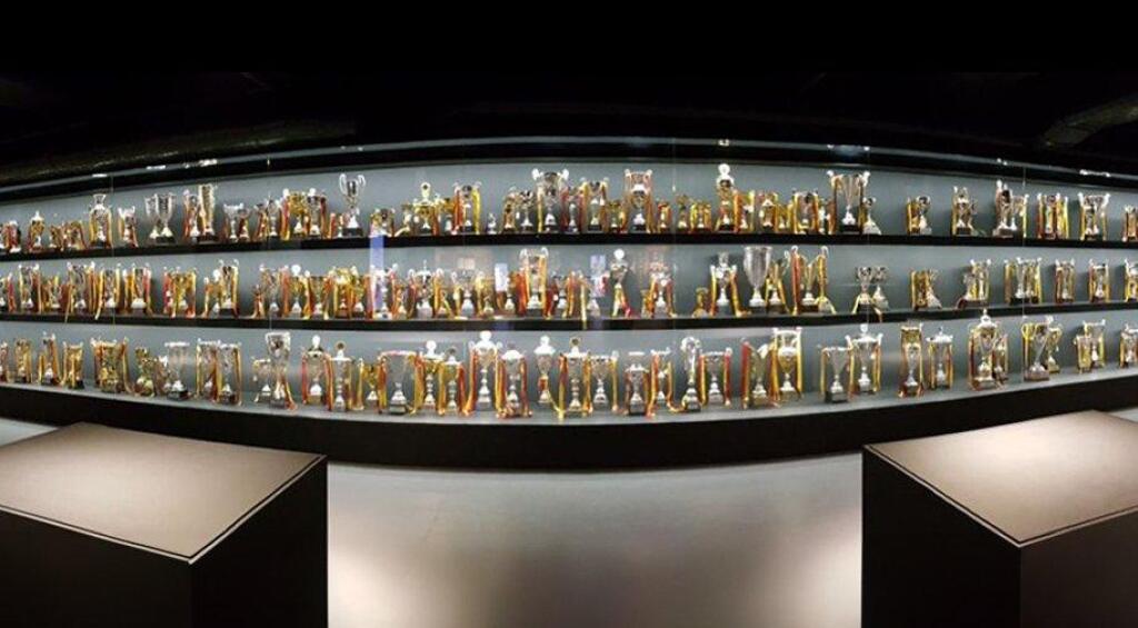 Galatasaray Stadyum Müzesi ve Stadyum Turu