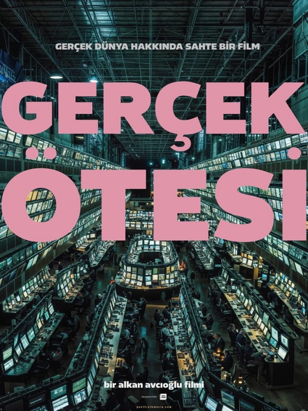 Gerçek Ötesi