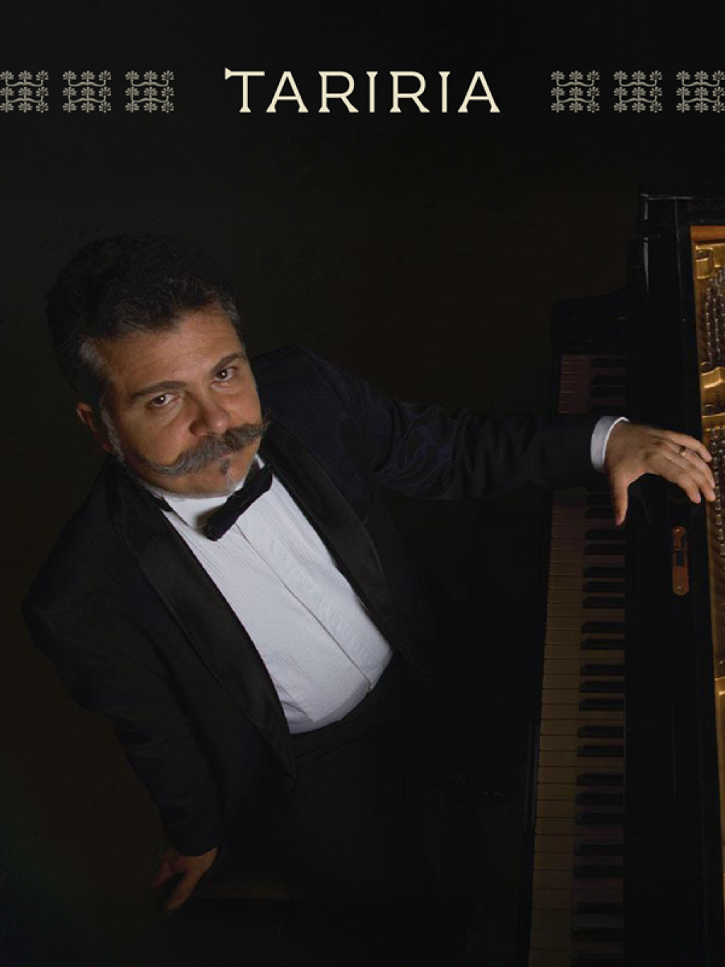 Hakan Ali Toker – Piyano Başında Aşk Öyküleri