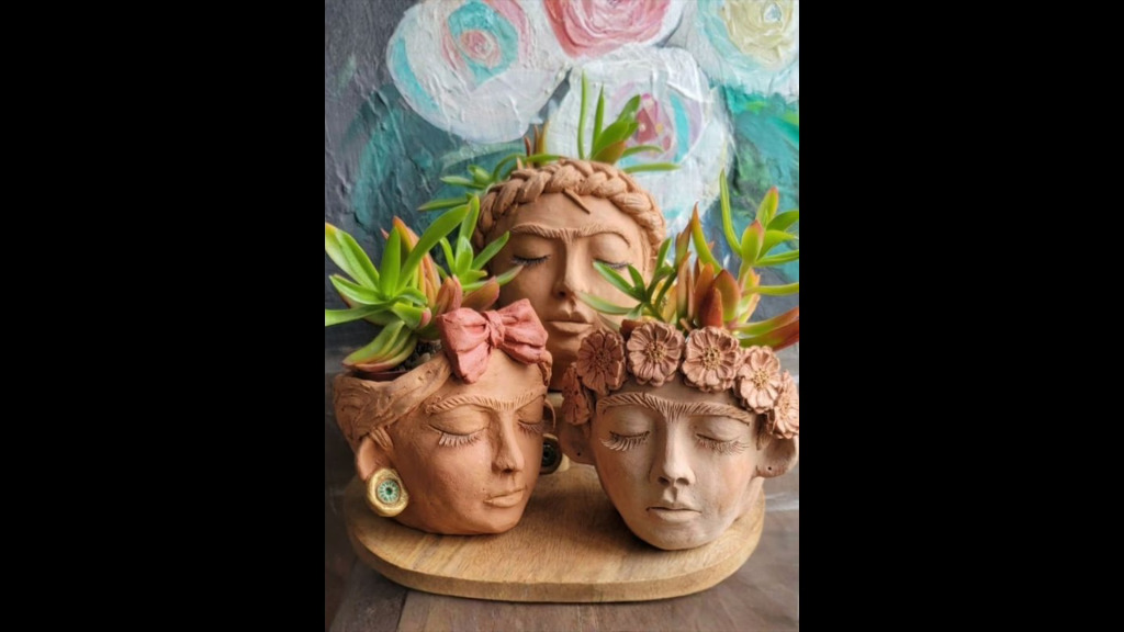 Heykel - Frida Saksı