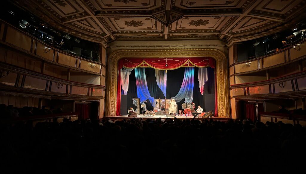 Hrisantos'u Kim Öldürdü?