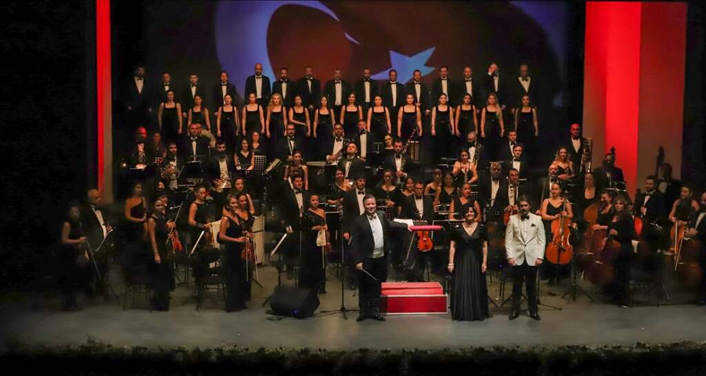 Karadeniz Rapsodisi Senfonik Türküler