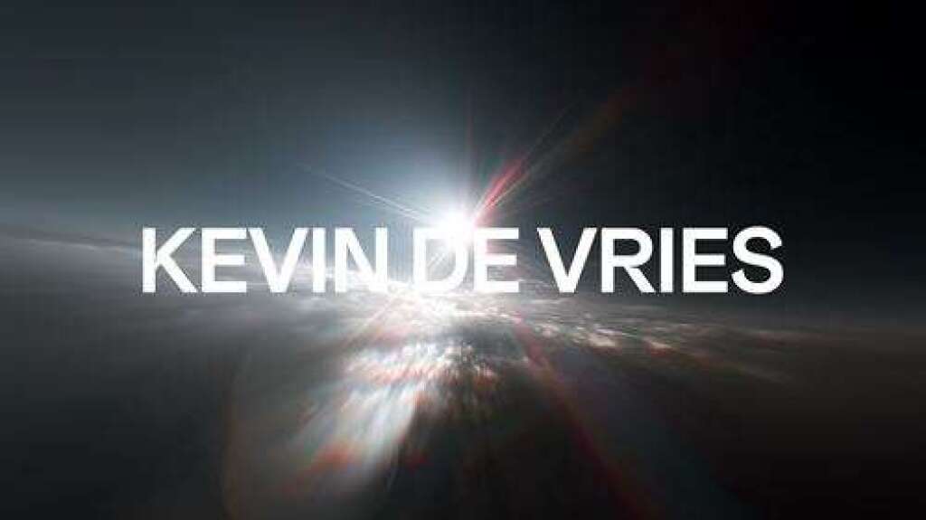 KEVIN DE VRIES -  Layla Benitez - 8KAYS