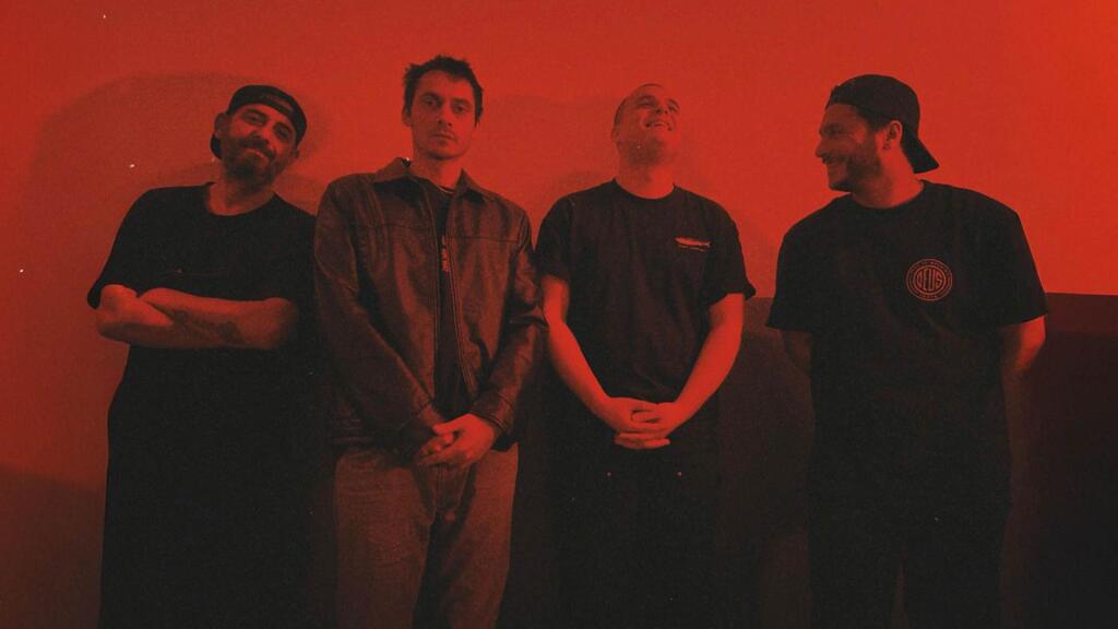 Kristal Kit - Düz Mantık - Öncesi: Mordi