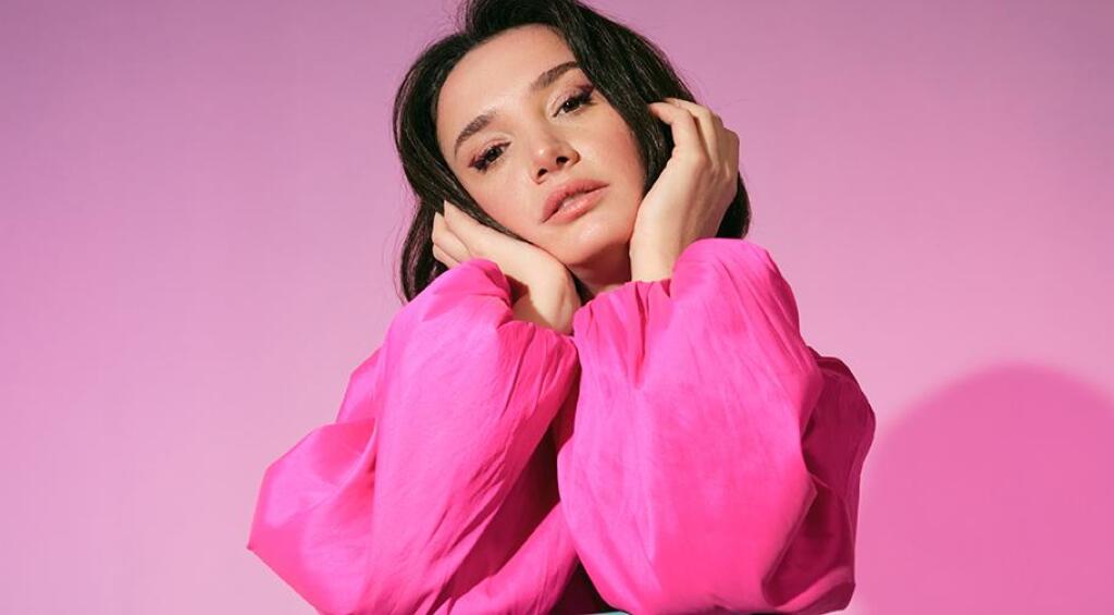 Kübra Sevimgin ile Deliriyo muyuz?