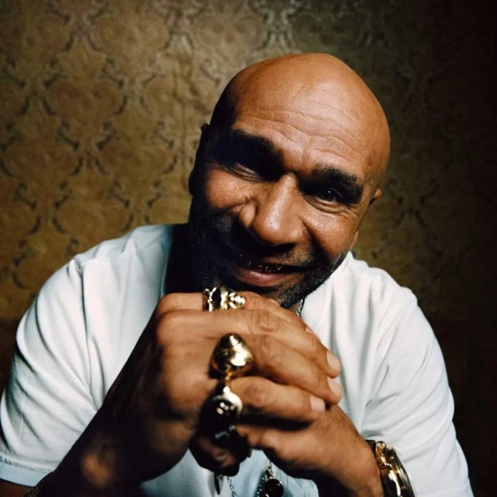 Main Room - GOLDIE