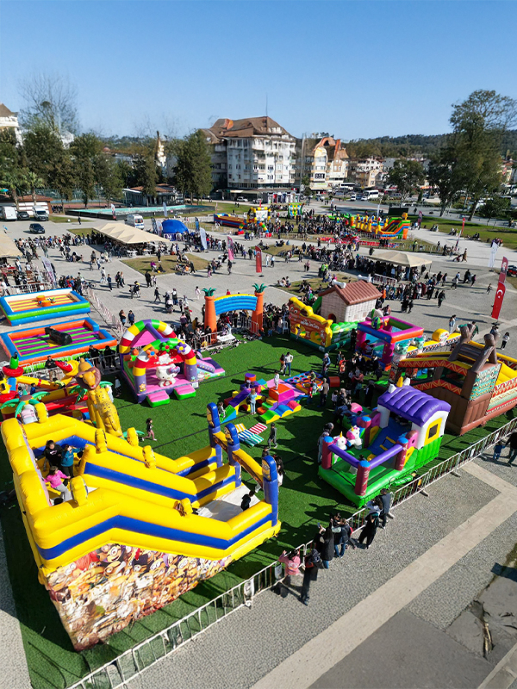 Manavgat Mutlu Çocuk Festivali - Şişme Oyun Parkları
