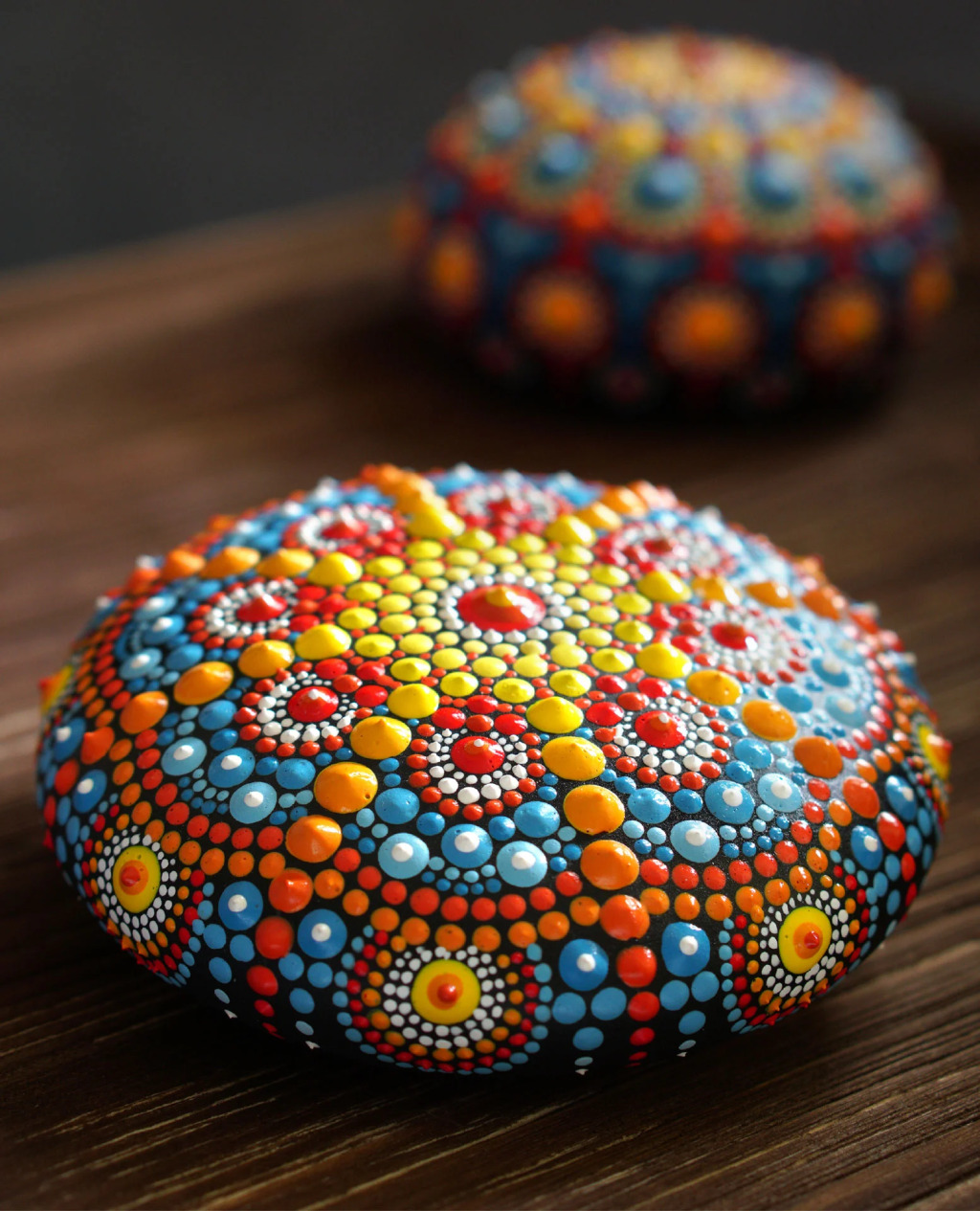 Mandala Desenli Taş Figür Boyama