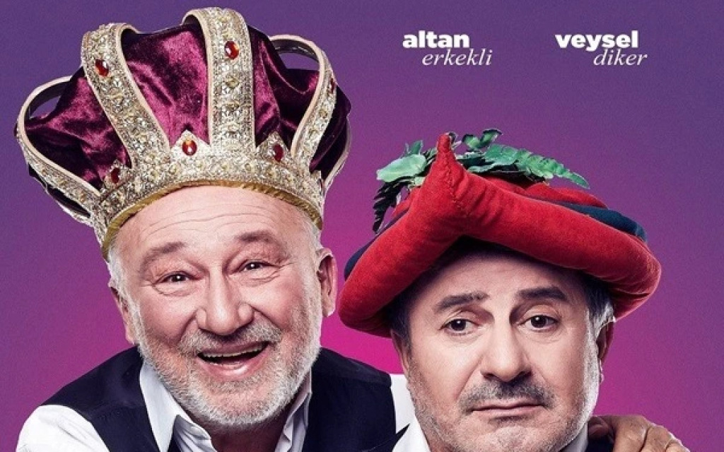 Ortadaki Oyun Tiyatro