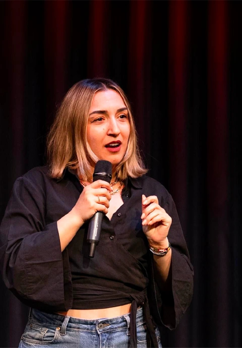 Özge Özel 'Yeni Doküman'