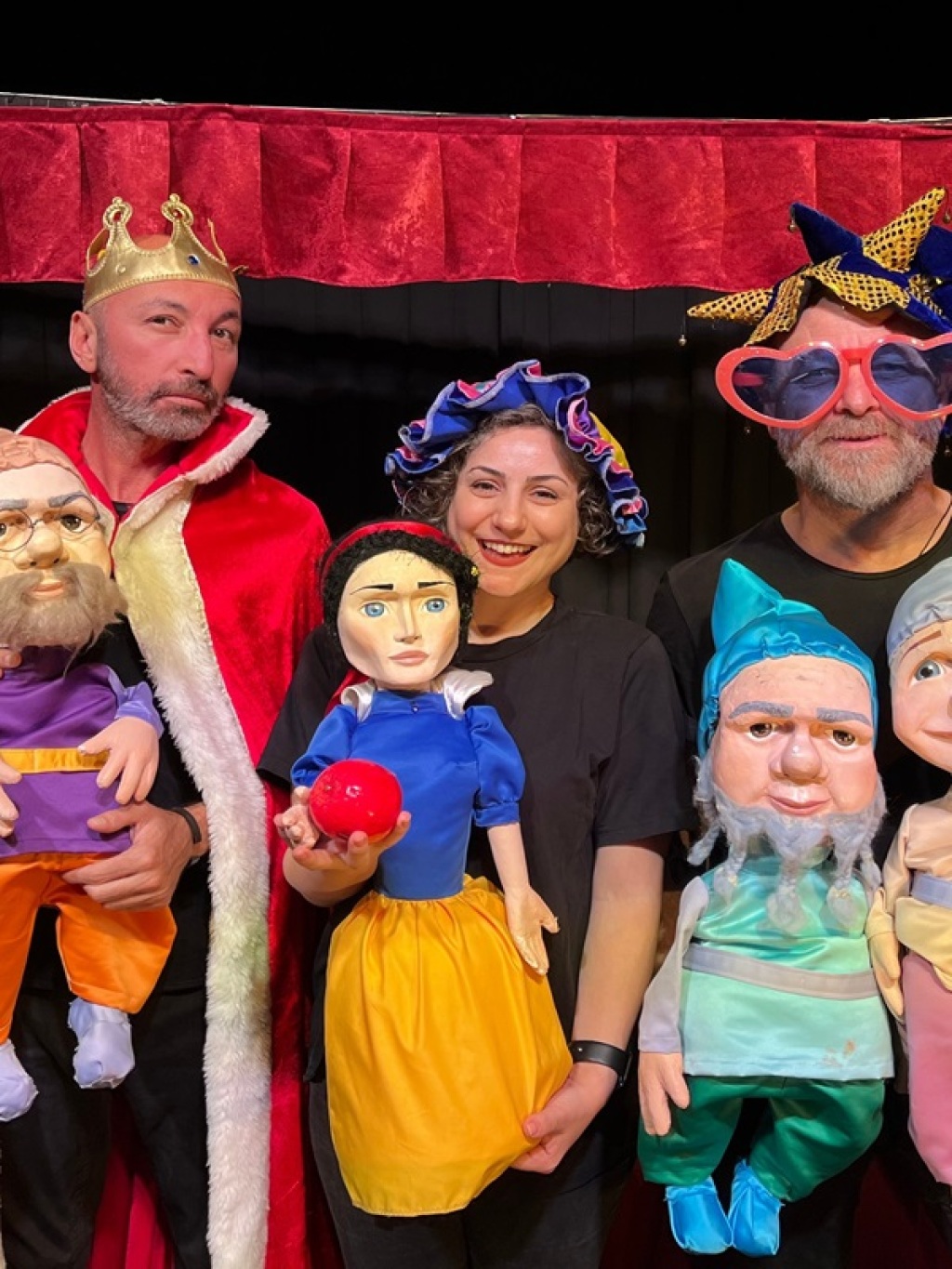 Pamuk Prenses ve Yedi Cüceler