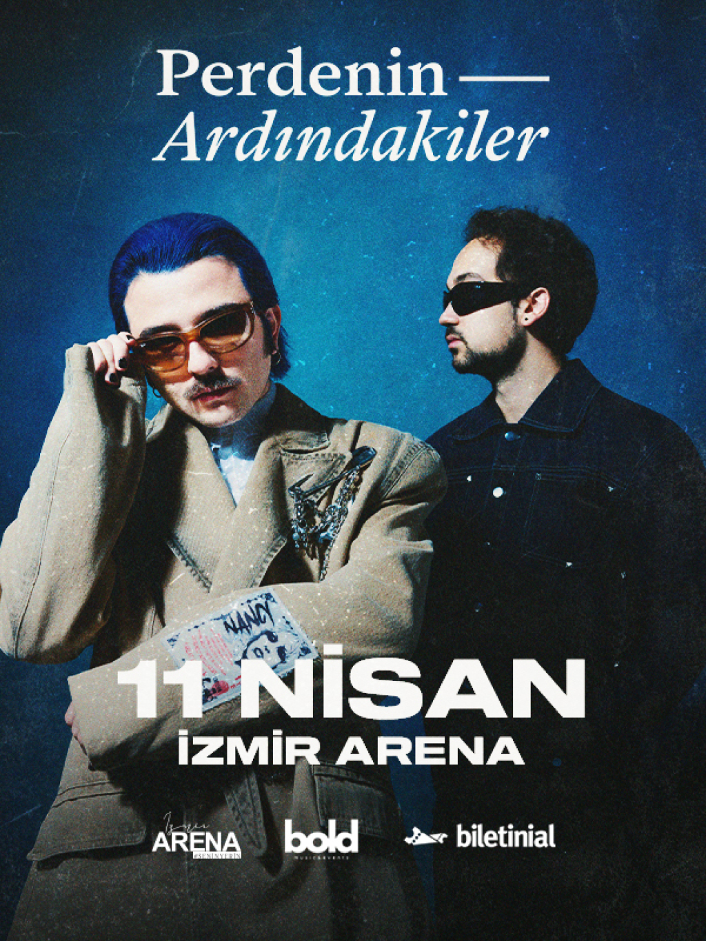 Perdenin Ardındakiler