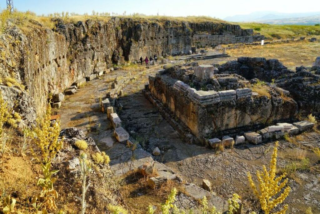 Pisidia Antiokheia Kültür Turizm ve Sanat