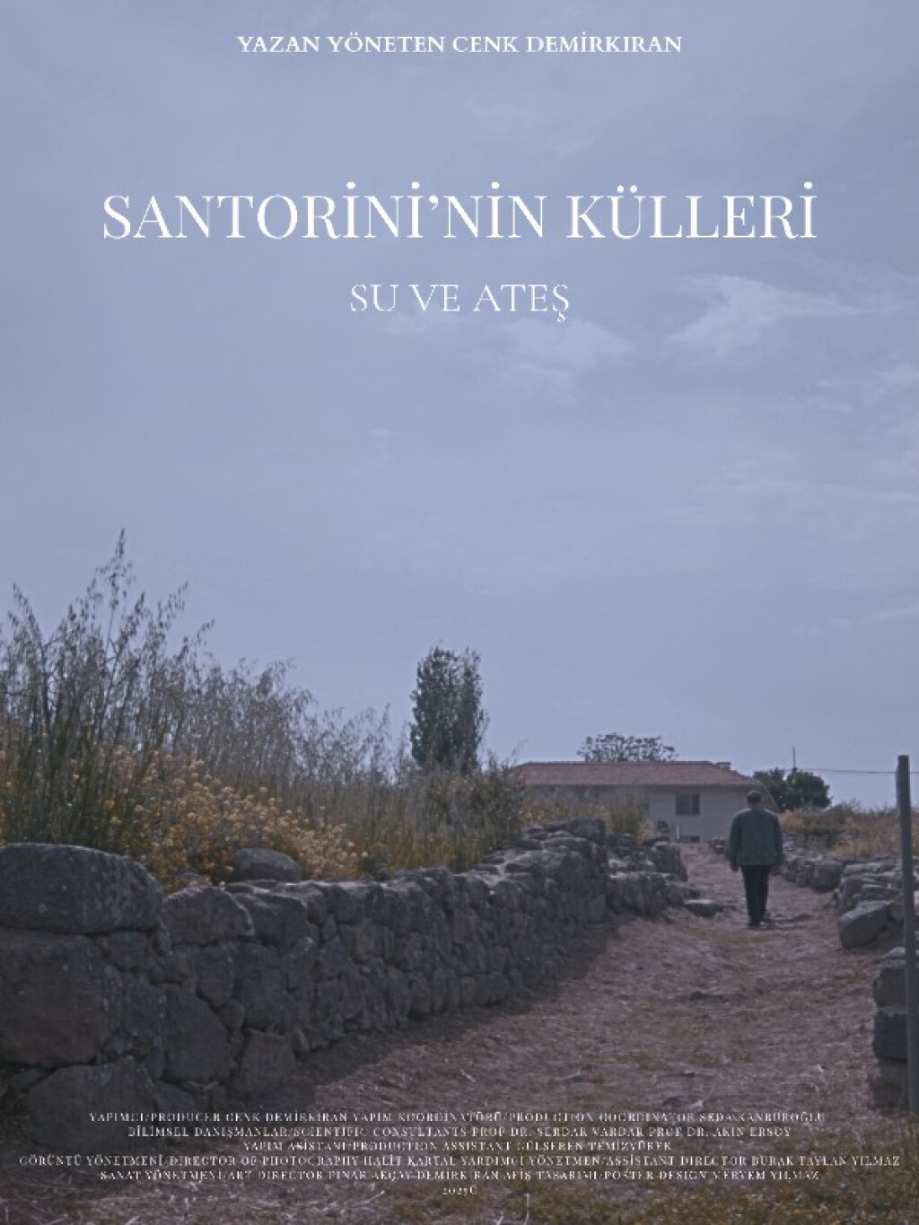 Santorini'nin Külleri: Su ve Ateş