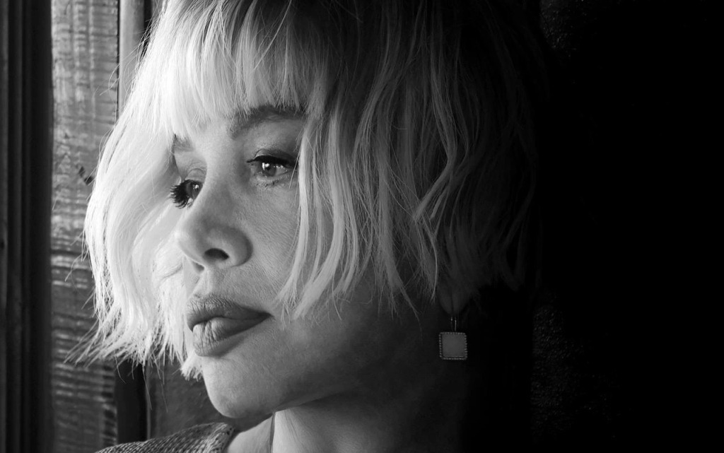 'SezenİNCİler' - Sezen Aksu