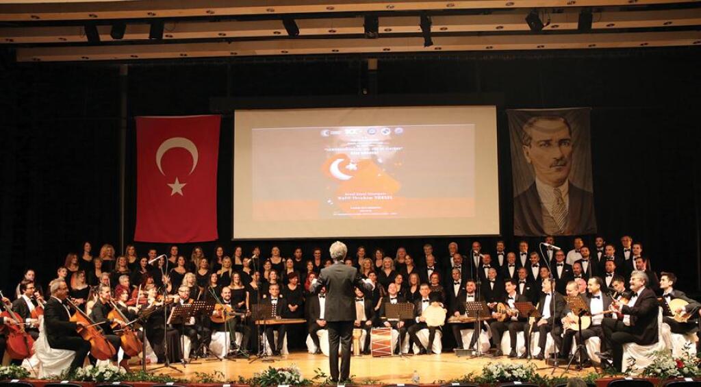 T.C. E.Ü. Klasik Türk Müziği Korosu