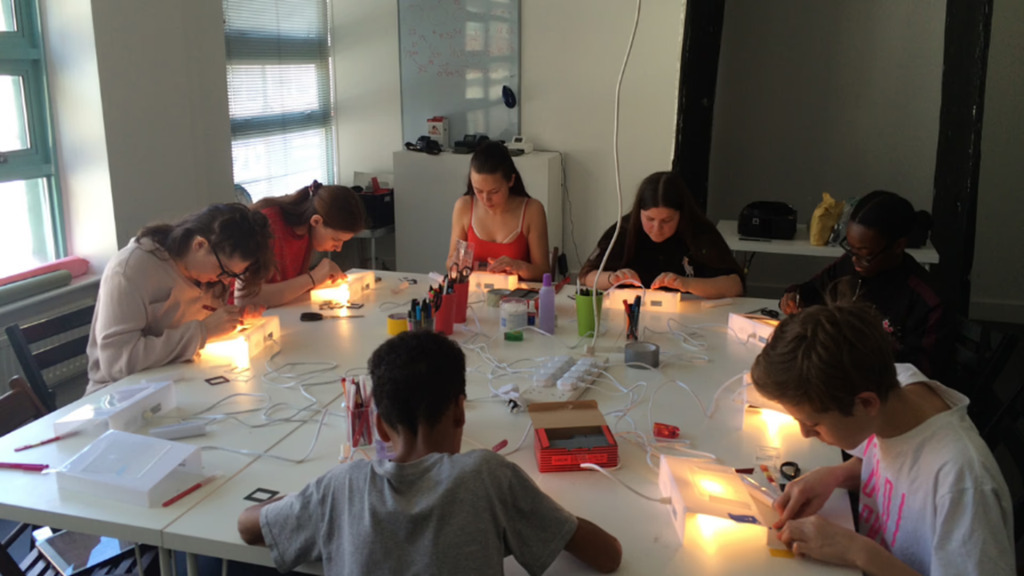 Yetişkin Atölyesi: Dünyalar İnşa Etmek